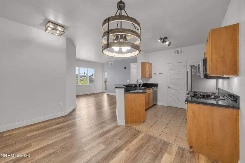 1450 Idlewild, Reno, Nevada 89509, 2 Bedrooms Bedrooms, ,2 BathroomsBathrooms,Residential,Residential,Idlewild,0,260007463