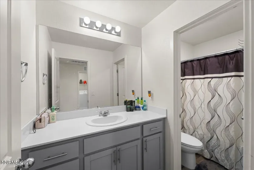 1570 Granary Park, Sparks, Nevada 89436, 4 Bedrooms Bedrooms, ,3 BathroomsBathrooms,Residential,Residential,Granary Park,0,260007500