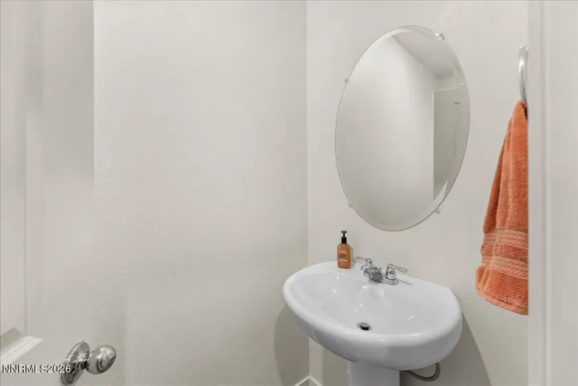 1570 Granary Park, Sparks, Nevada 89436, 4 Bedrooms Bedrooms, ,3 BathroomsBathrooms,Residential,Residential,Granary Park,0,260007500