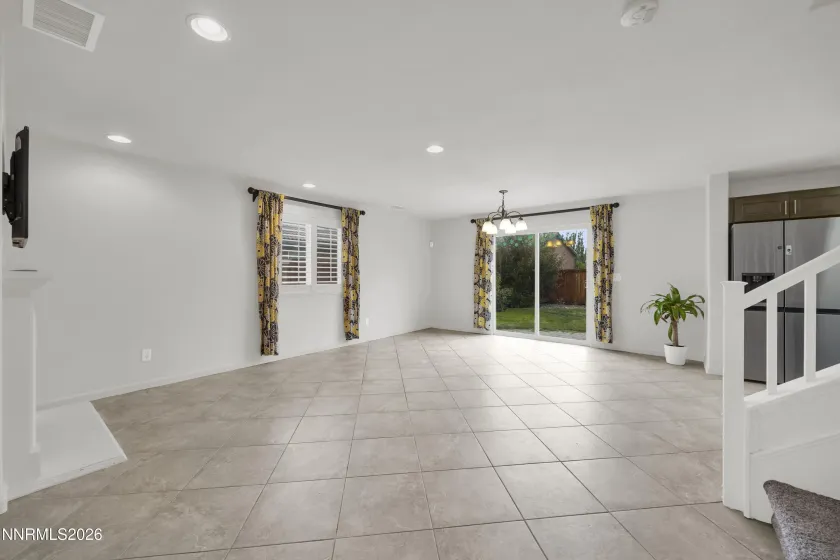 545 Pesaro, Reno, Nevada 89521, 4 Bedrooms Bedrooms, ,3 BathroomsBathrooms,Residential,Residential,Pesaro,0,260007504