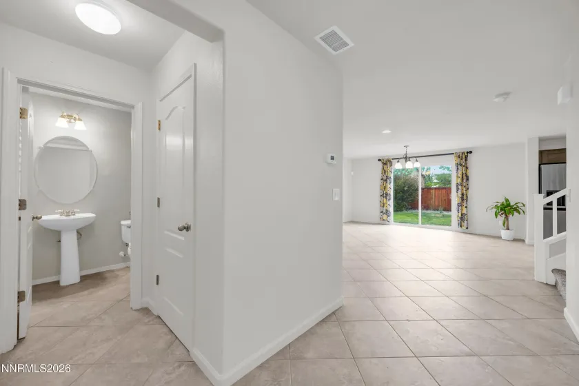 545 Pesaro, Reno, Nevada 89521, 4 Bedrooms Bedrooms, ,3 BathroomsBathrooms,Residential,Residential,Pesaro,0,260007504