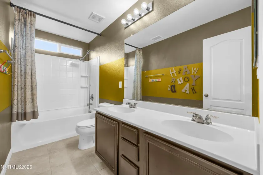545 Pesaro, Reno, Nevada 89521, 4 Bedrooms Bedrooms, ,3 BathroomsBathrooms,Residential,Residential,Pesaro,0,260007504