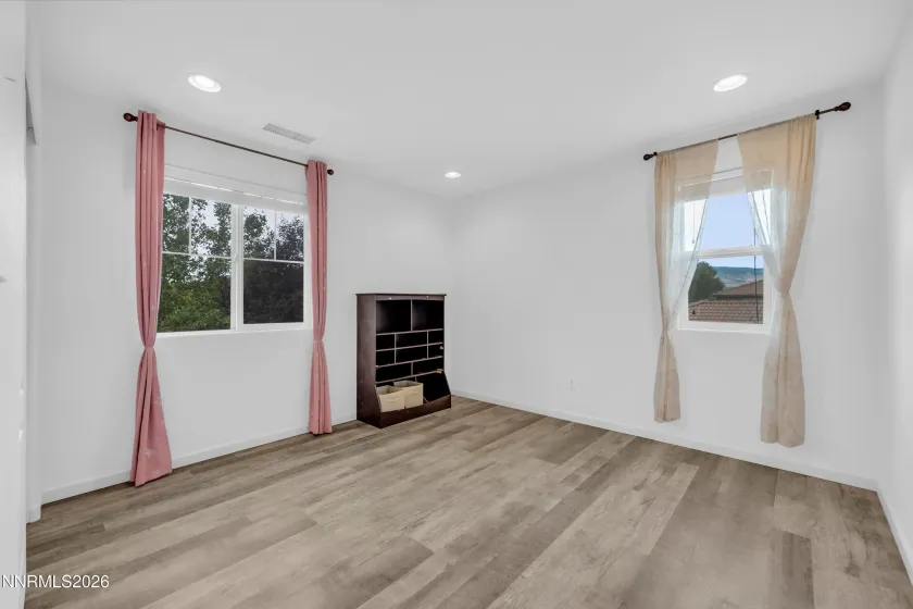 545 Pesaro, Reno, Nevada 89521, 4 Bedrooms Bedrooms, ,3 BathroomsBathrooms,Residential,Residential,Pesaro,0,260007504
