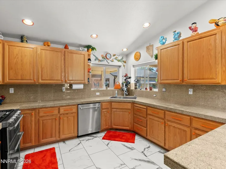 1080 Red Rock, Fernley, Nevada 89408, 3 Bedrooms Bedrooms, ,2 BathroomsBathrooms,Residential,Residential,Red Rock,0,260007506
