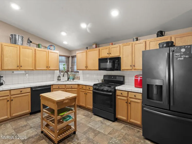 1476 Grey Bluffs, Fernley, Nevada 89408, 4 Bedrooms Bedrooms, ,2 BathroomsBathrooms,Residential,Residential,Grey Bluffs,0,260007508
