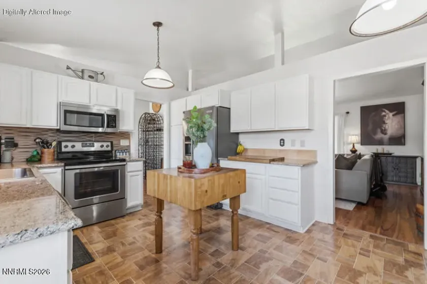 15 Connie, Reno, Nevada 89521, 3 Bedrooms Bedrooms, ,2 BathroomsBathrooms,Residential,Residential,Connie,0,260007509