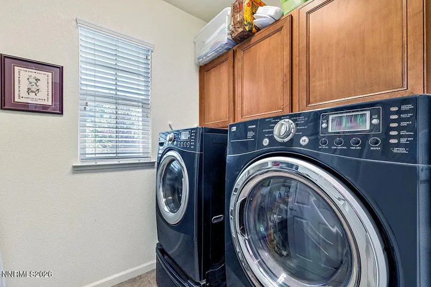 7082 Sacred, Sparks, Nevada 89436, 4 Bedrooms Bedrooms, ,3 BathroomsBathrooms,Residential,Residential,Sacred,0,260007511