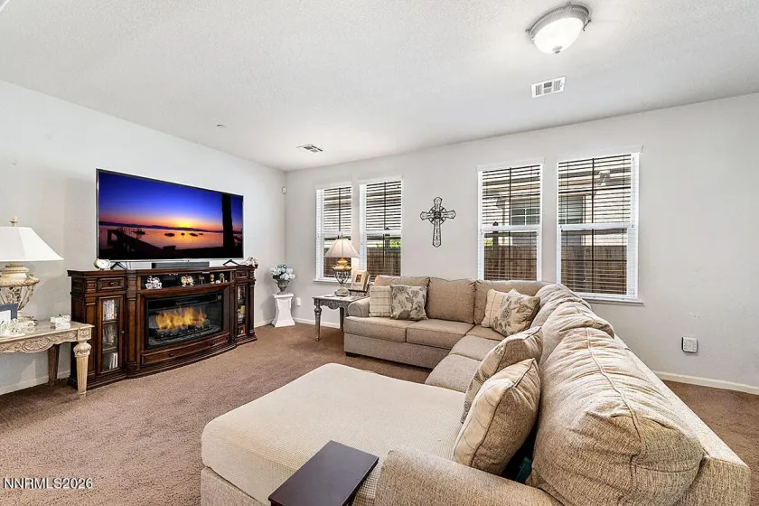 7082 Sacred, Sparks, Nevada 89436, 4 Bedrooms Bedrooms, ,3 BathroomsBathrooms,Residential,Residential,Sacred,0,260007511