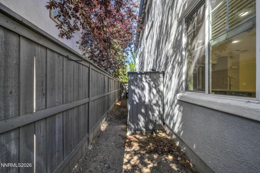 520 Needles, Reno, Nevada 89521, 4 Bedrooms Bedrooms, ,3 BathroomsBathrooms,Residential,Residential,Needles,0,260007514