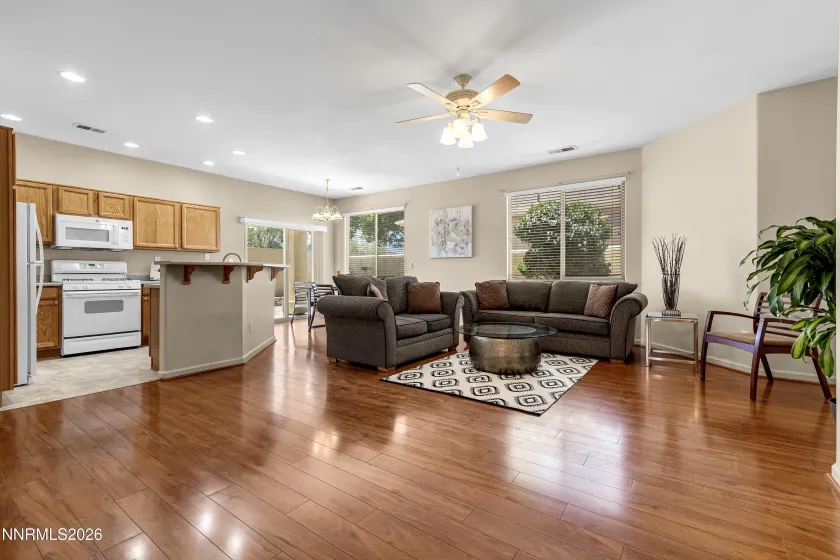 1309 Bandtail, Carson City, Nevada 89701, 3 Bedrooms Bedrooms, ,2 BathroomsBathrooms,Residential,Residential,Bandtail,0,260007515