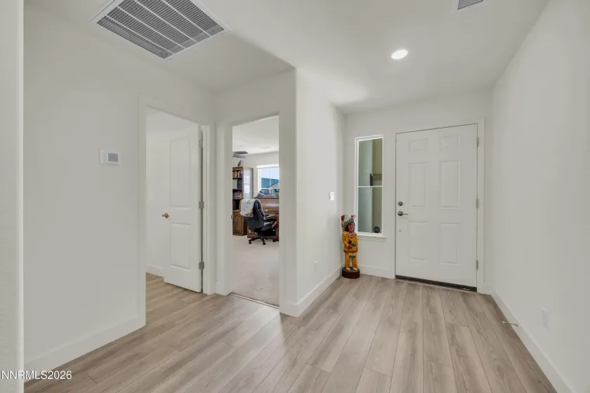 1140 Banner Peak, Carson City, Nevada 89701, 4 Bedrooms Bedrooms, ,2 BathroomsBathrooms,Residential,Residential,Banner Peak,0,260007522