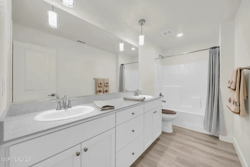 1140 Banner Peak, Carson City, Nevada 89701, 4 Bedrooms Bedrooms, ,2 BathroomsBathrooms,Residential,Residential,Banner Peak,0,260007522