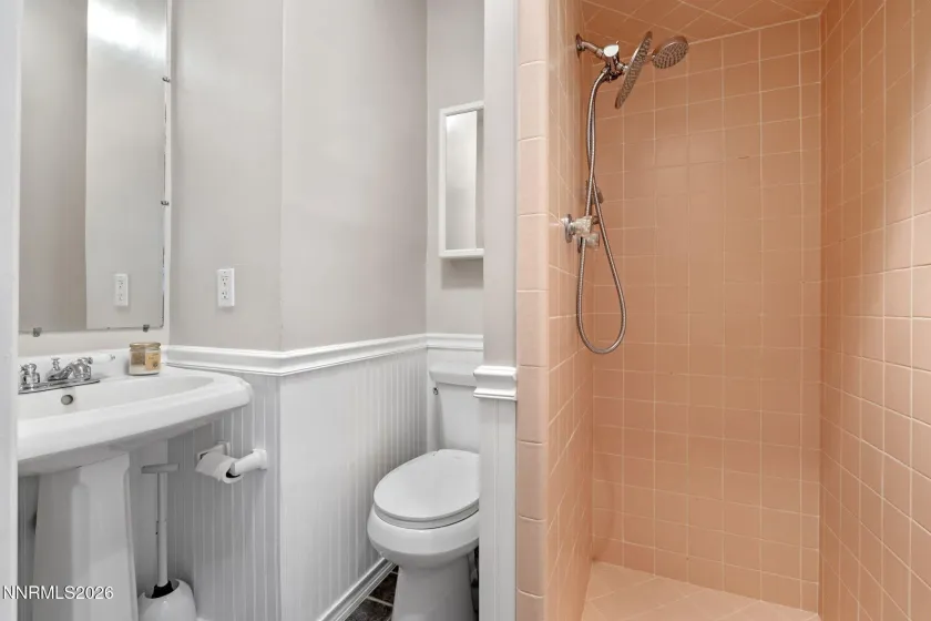 930 Nixon, Reno, Nevada 89509, 3 Bedrooms Bedrooms, ,2 BathroomsBathrooms,Residential,Residential,Nixon,0,260007524
