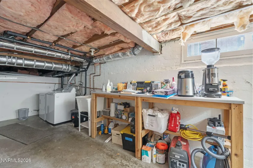 930 Nixon, Reno, Nevada 89509, 3 Bedrooms Bedrooms, ,2 BathroomsBathrooms,Residential,Residential,Nixon,0,260007524