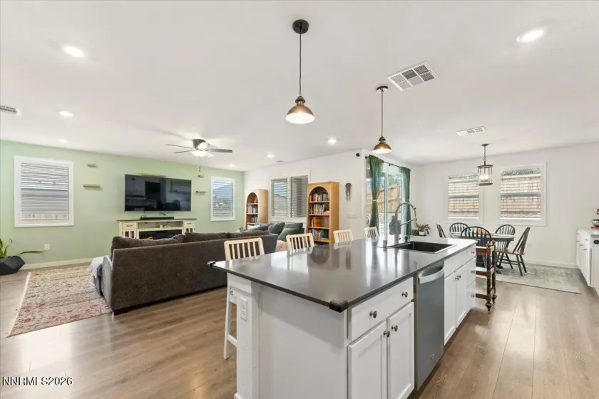 343 Waterville, Verdi, Nevada 89439, 4 Bedrooms Bedrooms, ,3 BathroomsBathrooms,Residential,Residential,Waterville,0,260007528