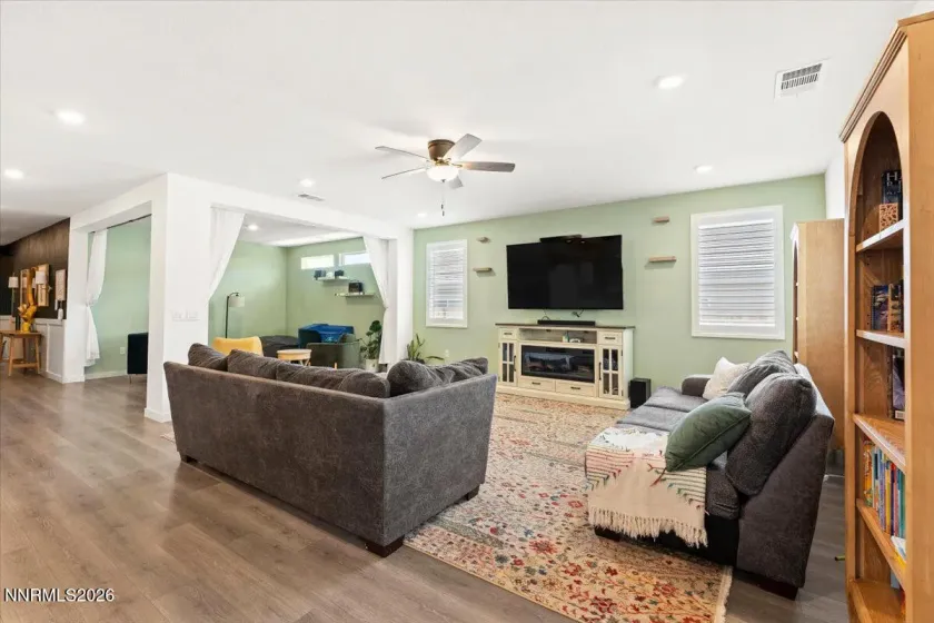 343 Waterville, Verdi, Nevada 89439, 4 Bedrooms Bedrooms, ,3 BathroomsBathrooms,Residential,Residential,Waterville,0,260007528