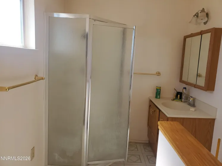 950 H, Hawthorne, Nevada 89415, 3 Bedrooms Bedrooms, ,2 BathroomsBathrooms,Residential,Residential,H,0,260007529