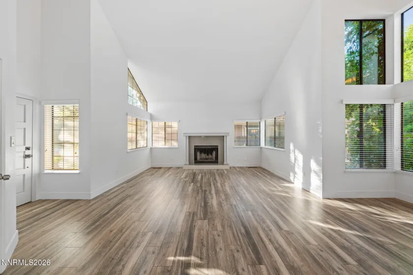 260 Meadow Brook, Reno, Nevada 89519, 4 Bedrooms Bedrooms, ,3 BathroomsBathrooms,Residential,Residential,Meadow Brook,0,260007555