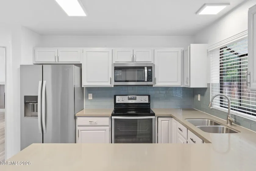 260 Meadow Brook, Reno, Nevada 89519, 4 Bedrooms Bedrooms, ,3 BathroomsBathrooms,Residential,Residential,Meadow Brook,0,260007555