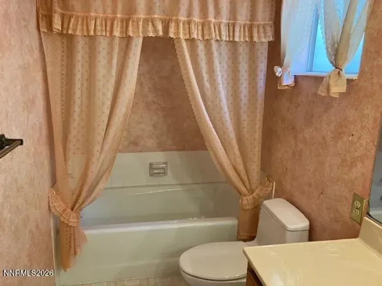 840 Meadow Springs, Reno, Nevada 89509, 4 Bedrooms Bedrooms, ,2 BathroomsBathrooms,Residential,Residential,Meadow Springs,0,260007554
