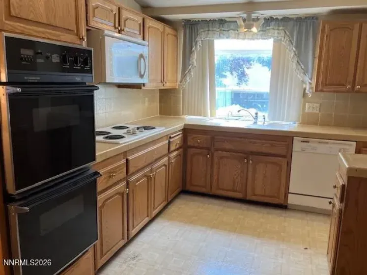 840 Meadow Springs, Reno, Nevada 89509, 4 Bedrooms Bedrooms, ,2 BathroomsBathrooms,Residential,Residential,Meadow Springs,0,260007554