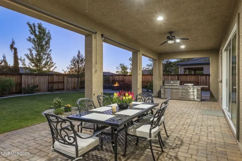 9845 Firefoot, Reno, Nevada 89521, 4 Bedrooms Bedrooms, ,3 BathroomsBathrooms,Residential,Residential,Firefoot,0,260007552