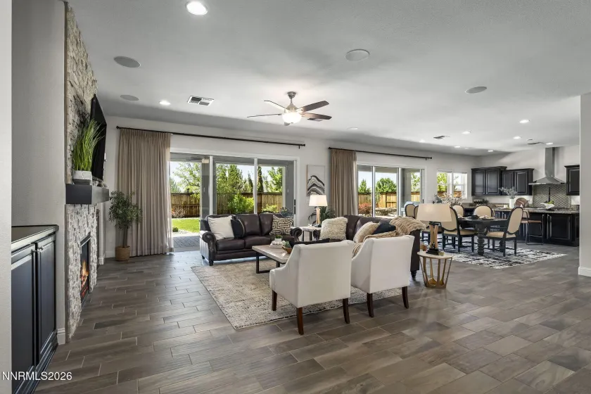 9845 Firefoot, Reno, Nevada 89521, 4 Bedrooms Bedrooms, ,3 BathroomsBathrooms,Residential,Residential,Firefoot,0,260007552