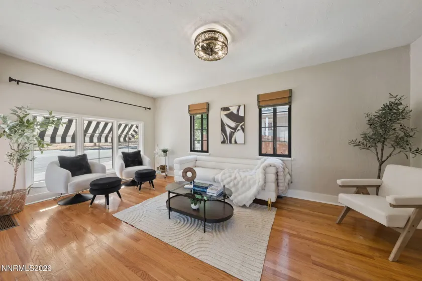 1114 The Strand, Reno, Nevada 89503, 4 Bedrooms Bedrooms, ,2 BathroomsBathrooms,Residential,Residential,The Strand,0,260007556