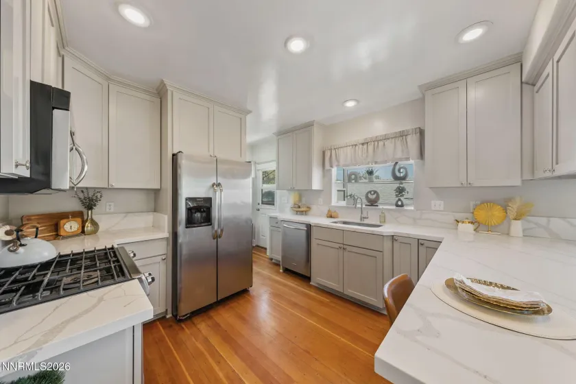 1114 The Strand, Reno, Nevada 89503, 4 Bedrooms Bedrooms, ,2 BathroomsBathrooms,Residential,Residential,The Strand,0,260007556