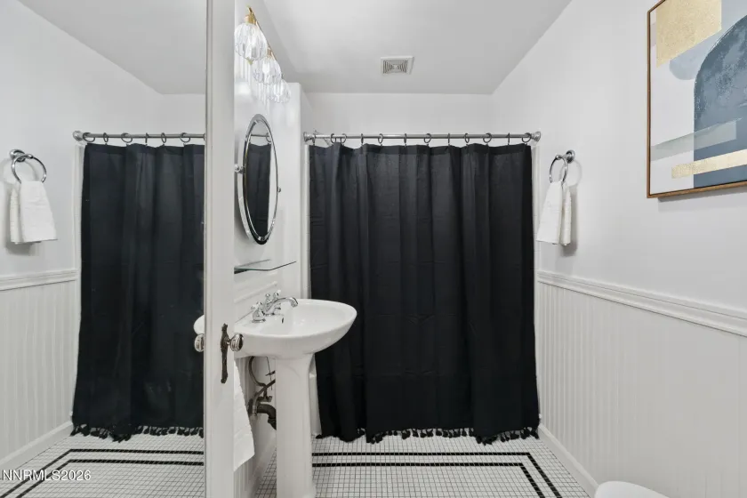 1114 The Strand, Reno, Nevada 89503, 4 Bedrooms Bedrooms, ,2 BathroomsBathrooms,Residential,Residential,The Strand,0,260007556