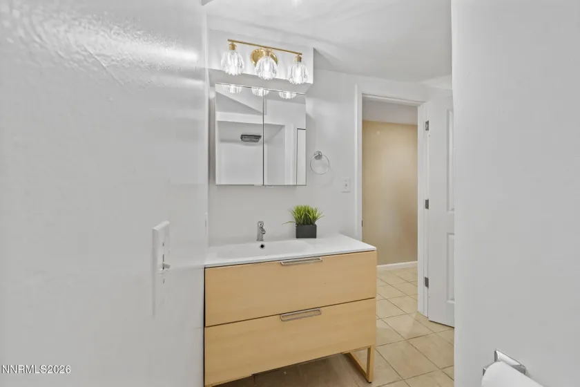 1114 The Strand, Reno, Nevada 89503, 4 Bedrooms Bedrooms, ,2 BathroomsBathrooms,Residential,Residential,The Strand,0,260007556