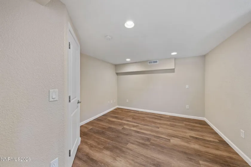 1114 The Strand, Reno, Nevada 89503, 4 Bedrooms Bedrooms, ,2 BathroomsBathrooms,Residential,Residential,The Strand,0,260007556