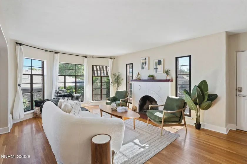 1114 The Strand, Reno, Nevada 89503, 4 Bedrooms Bedrooms, ,2 BathroomsBathrooms,Residential,Residential,The Strand,0,260007556