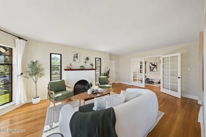 1114 The Strand, Reno, Nevada 89503, 4 Bedrooms Bedrooms, ,2 BathroomsBathrooms,Residential,Residential,The Strand,0,260007556