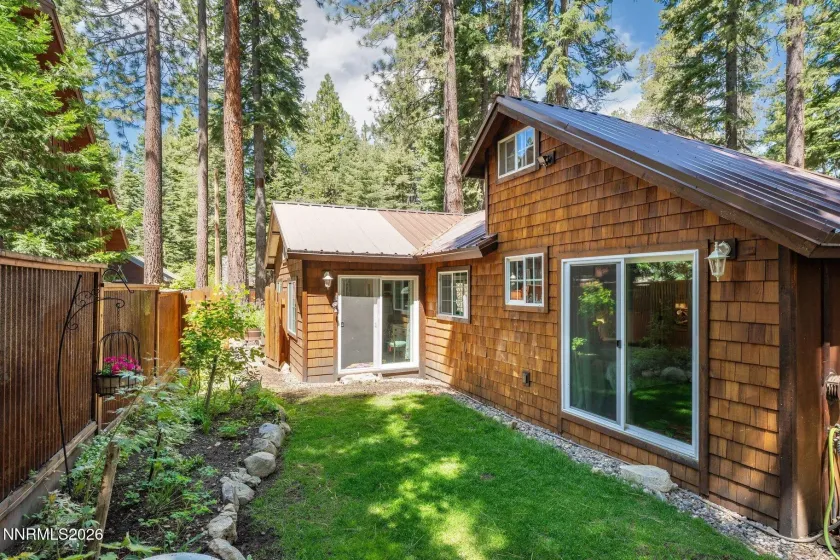 315 Placer, Tahoma, California 96142, 2 Bedrooms Bedrooms, ,1 BathroomBathrooms,Residential,Residential,Placer,0,260007546