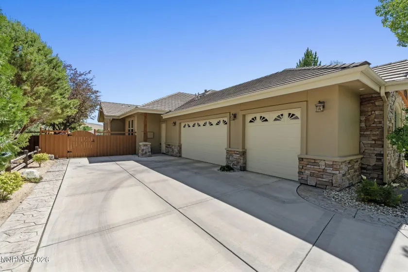 7231 Silver King, Sparks, Nevada 89436, 3 Bedrooms Bedrooms, ,3 BathroomsBathrooms,Residential,Residential,Silver King,0,260007548