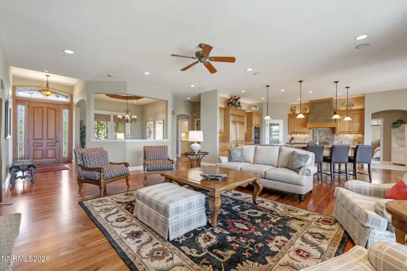 7231 Silver King, Sparks, Nevada 89436, 3 Bedrooms Bedrooms, ,3 BathroomsBathrooms,Residential,Residential,Silver King,0,260007548