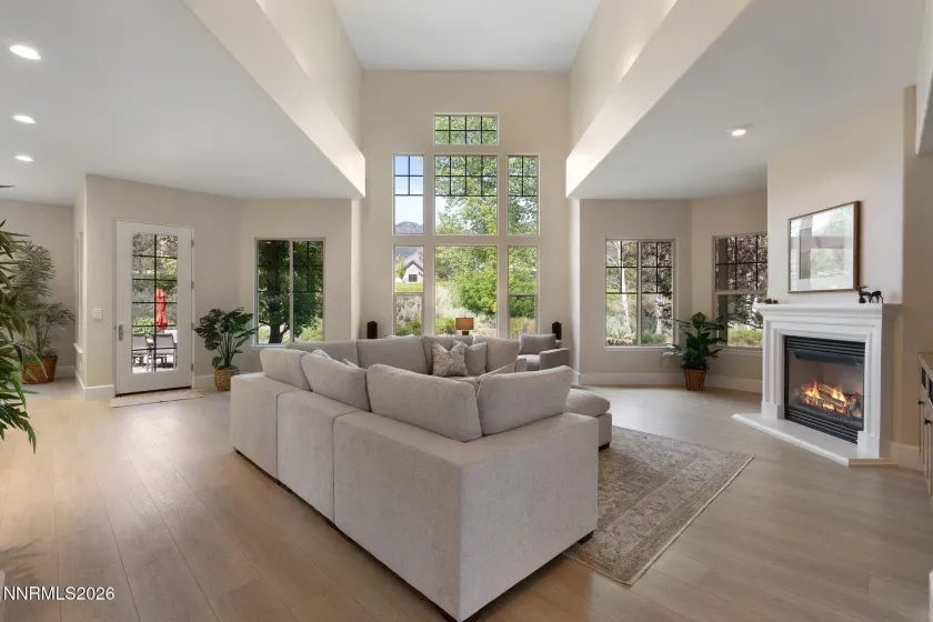 16925 Rue Du Parc, Reno, Nevada 89511, 3 Bedrooms Bedrooms, ,4 BathroomsBathrooms,Residential,Residential,Rue Du Parc,0,260007558