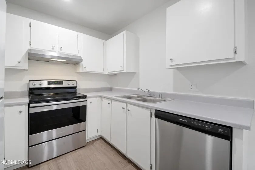 2085 Highview, Reno, Nevada 89512, 2 Bedrooms Bedrooms, ,2 BathroomsBathrooms,Residential,Residential,Highview,0,260007565