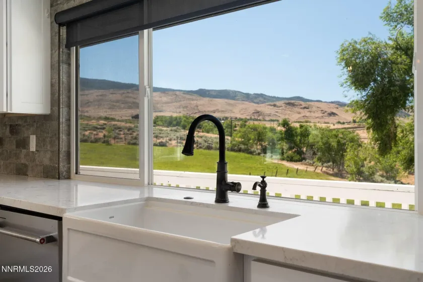 3855 Fairview, Reno, Nevada 89511, 4 Bedrooms Bedrooms, ,4 BathroomsBathrooms,Residential,Residential,Fairview,0,260007571