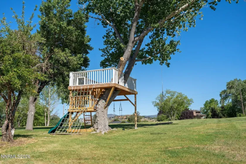 3855 Fairview, Reno, Nevada 89511, 4 Bedrooms Bedrooms, ,4 BathroomsBathrooms,Residential,Residential,Fairview,0,260007571