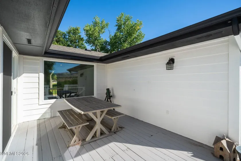 3855 Fairview, Reno, Nevada 89511, 4 Bedrooms Bedrooms, ,4 BathroomsBathrooms,Residential,Residential,Fairview,0,260007571