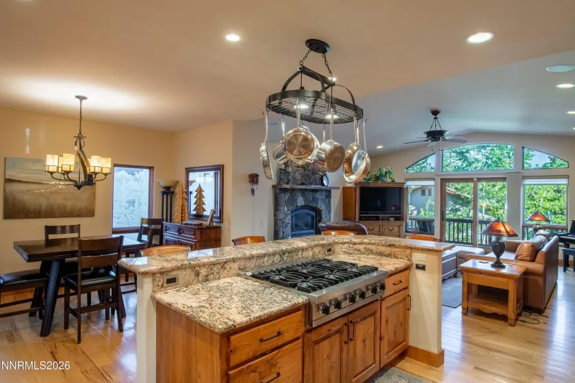 968 Granite, Incline Village, Nevada 89451, 3 Bedrooms Bedrooms, ,4 BathroomsBathrooms,Residential,Residential,Granite,0,260007574