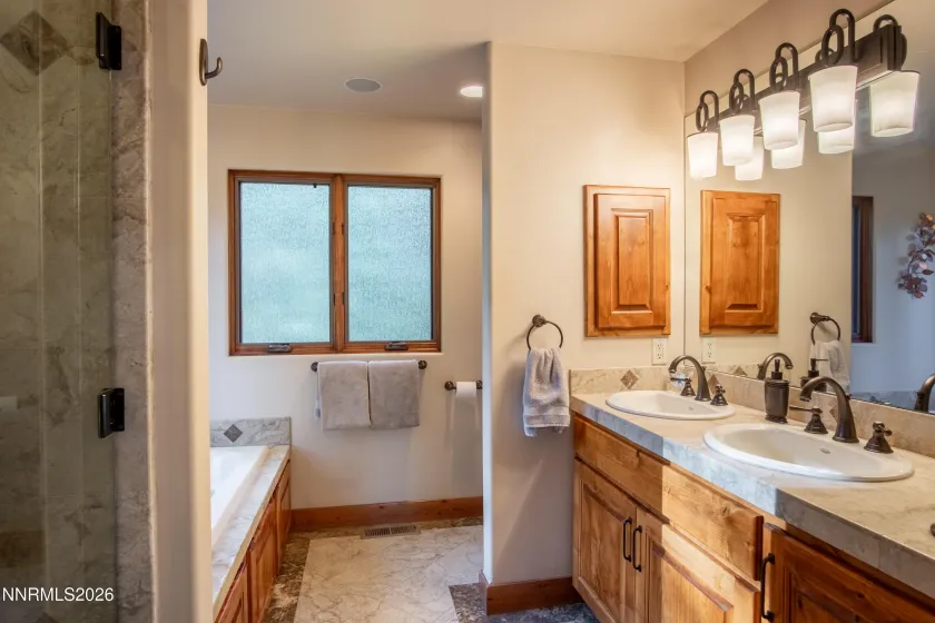 968 Granite, Incline Village, Nevada 89451, 3 Bedrooms Bedrooms, ,4 BathroomsBathrooms,Residential,Residential,Granite,0,260007574