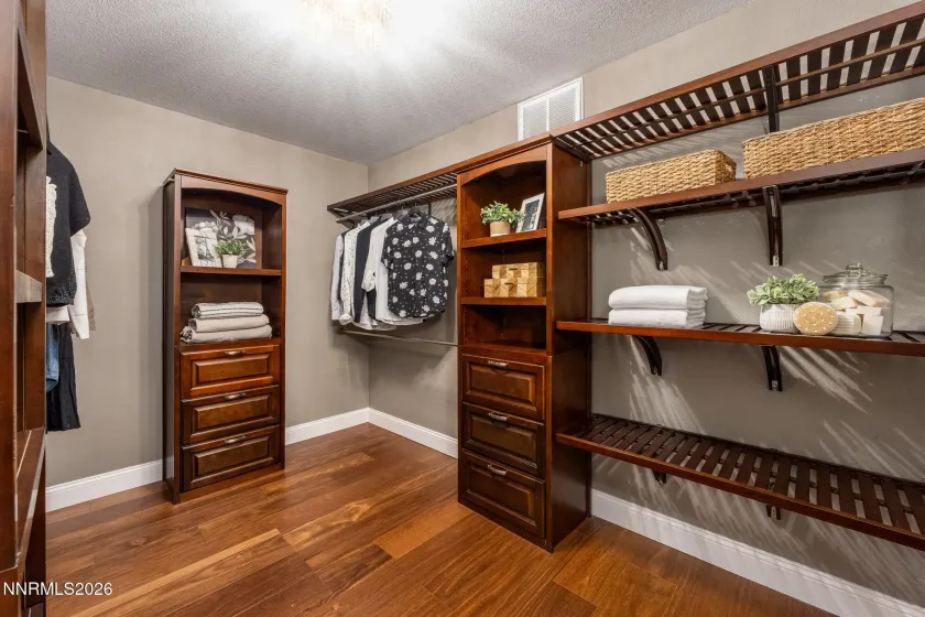 525 Piney Creek, Reno, Nevada 89511, 4 Bedrooms Bedrooms, ,3 BathroomsBathrooms,Residential,Residential,Piney Creek,0,260007576