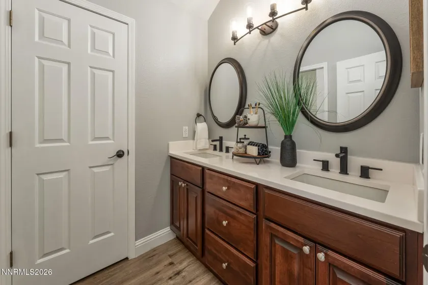 525 Piney Creek, Reno, Nevada 89511, 4 Bedrooms Bedrooms, ,3 BathroomsBathrooms,Residential,Residential,Piney Creek,0,260007576
