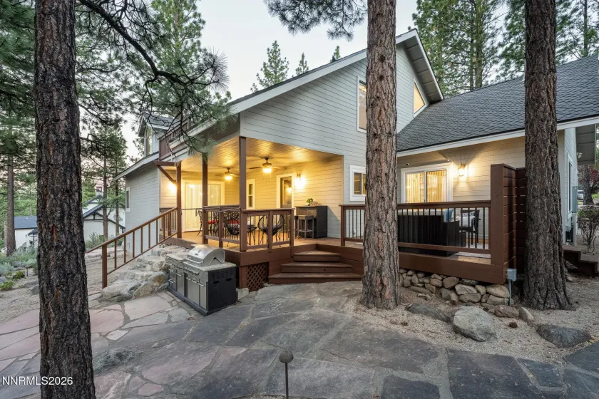 525 Piney Creek, Reno, Nevada 89511, 4 Bedrooms Bedrooms, ,3 BathroomsBathrooms,Residential,Residential,Piney Creek,0,260007576