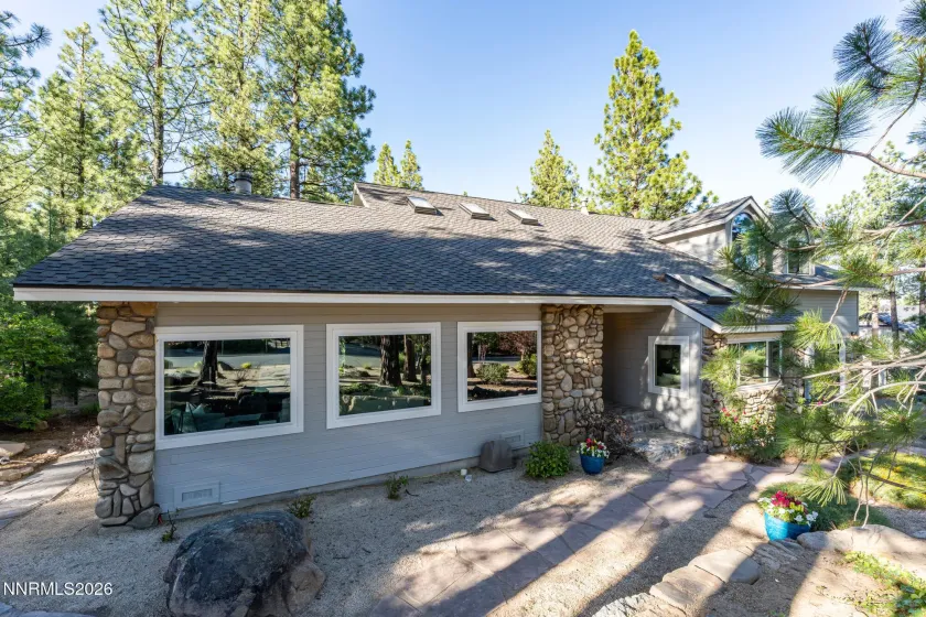 525 Piney Creek, Reno, Nevada 89511, 4 Bedrooms Bedrooms, ,3 BathroomsBathrooms,Residential,Residential,Piney Creek,0,260007576