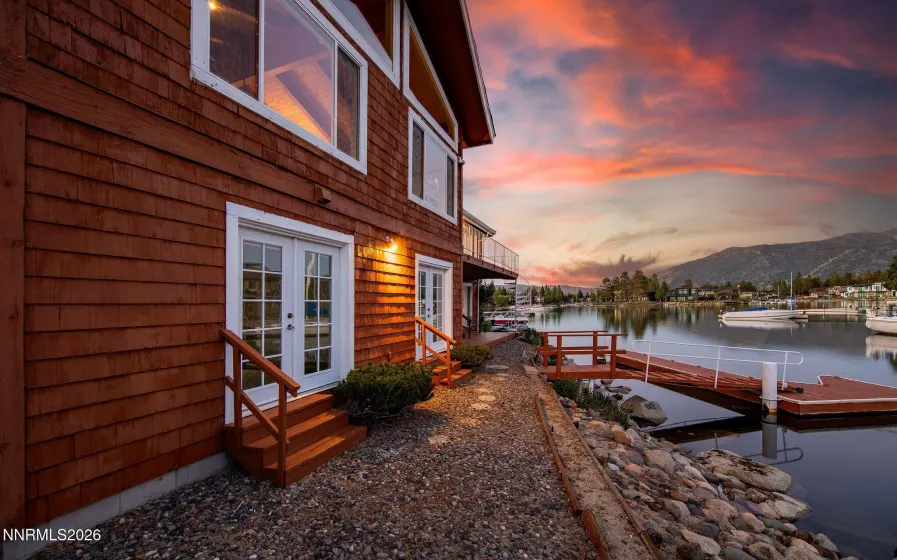 2067 Aloha, South Lake Tahoe, California 96150, 4 Bedrooms Bedrooms, ,3 BathroomsBathrooms,Residential,Residential,Aloha,0,260007551