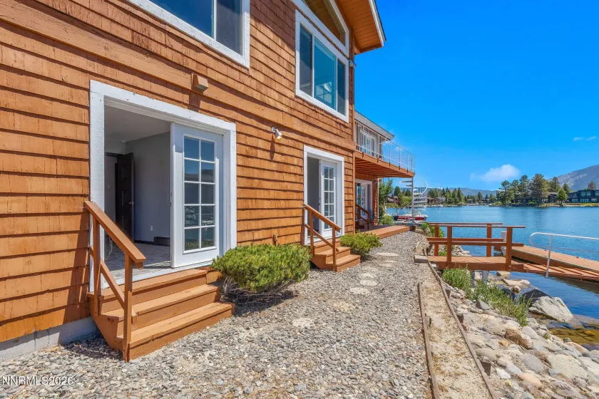 2067 Aloha, South Lake Tahoe, California 96150, 4 Bedrooms Bedrooms, ,3 BathroomsBathrooms,Residential,Residential,Aloha,0,260007551